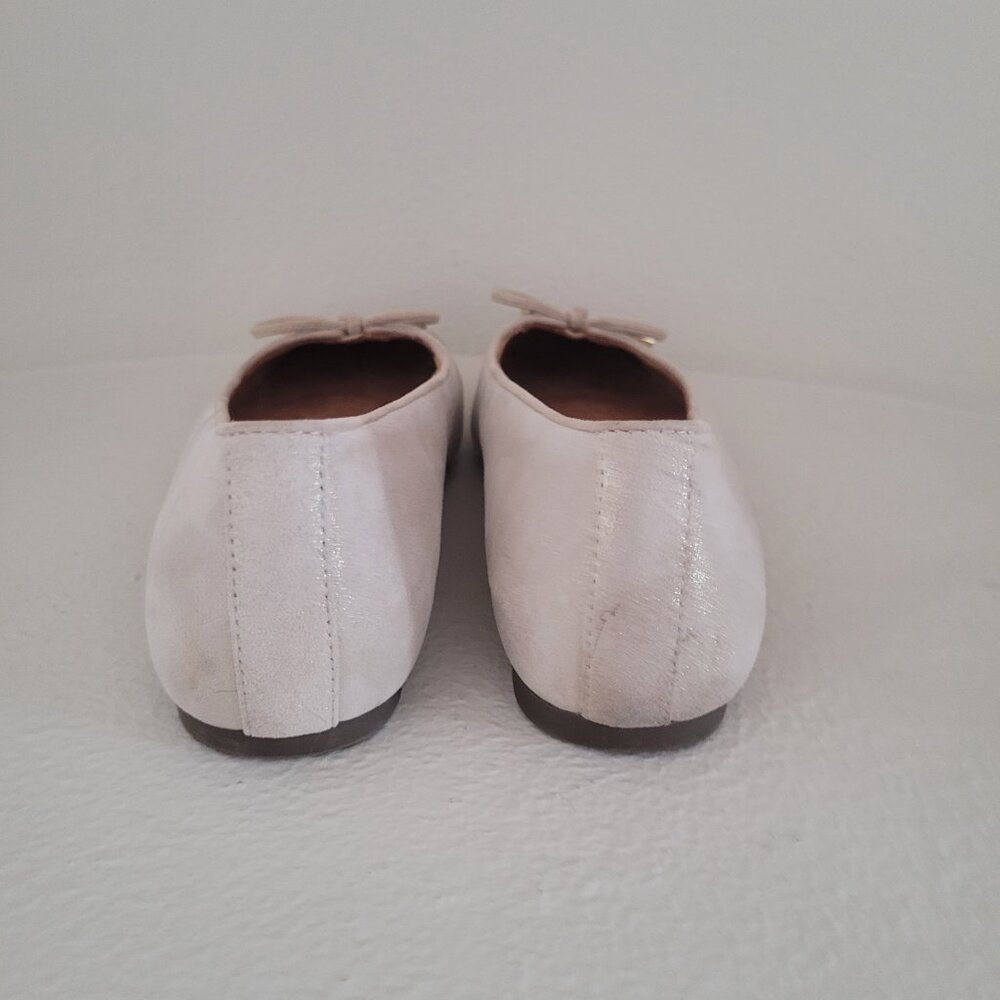 VIONIC KIARA BOW FLATS , GOLD METALLIC, SIZE 8 - Picture 5 of 7